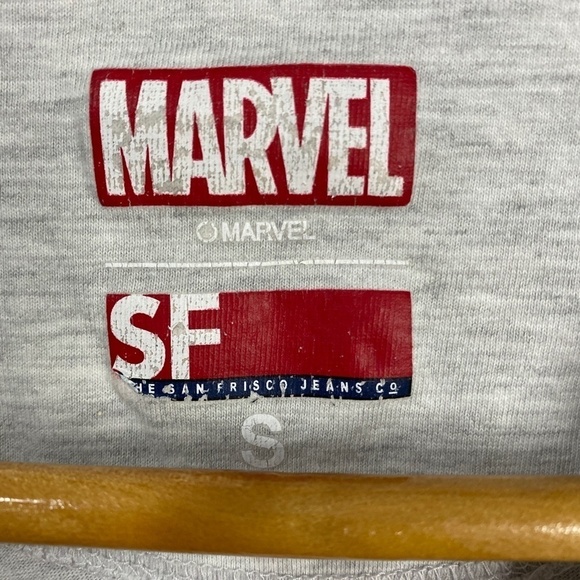 Marvel Spiderman Men's Short Sleeve T-shirt Size Small - Picture 2 of 9